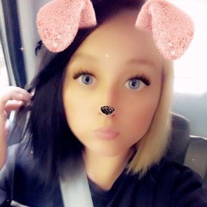 Meet your Posher, Marissa